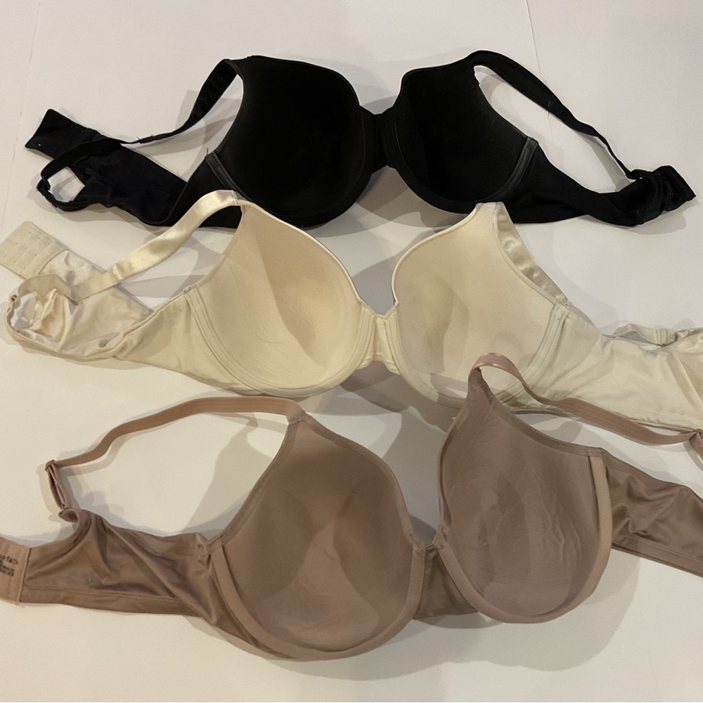 Vanity Fair Three-Pack Smooth T-Shirt Bras — Black, Taupe, Cream - Picture 3 of 5